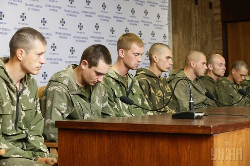 Russian paratroopers in captivity
