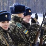 Ukrainian women soldiers