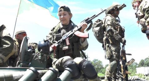 Ukrainian women volunteers (photos)