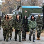 Ukrainian women volunteers