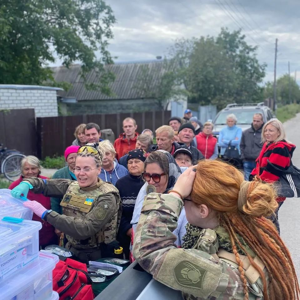 Medical and humanitarian aid in de-occupied territories Medical and humanitarian aid in de-occupied territories