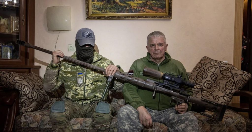 Vyacheslav Kovalsky, his spotter, and the Horizon’s Lord rifle Vyacheslav Kovalsky, his spotter, and the Horizon’s Lord rifle