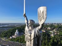 1418 Days Ukraine Resists: Longer Than “Great Patriotic War” Lie